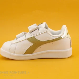 Pas Cher soldes France Les meilleures critiques de ⭐ Bébé Diadora GAME P TD Girl White Gold – Basket Velcro Fille – Blanc Et Or 😀 13